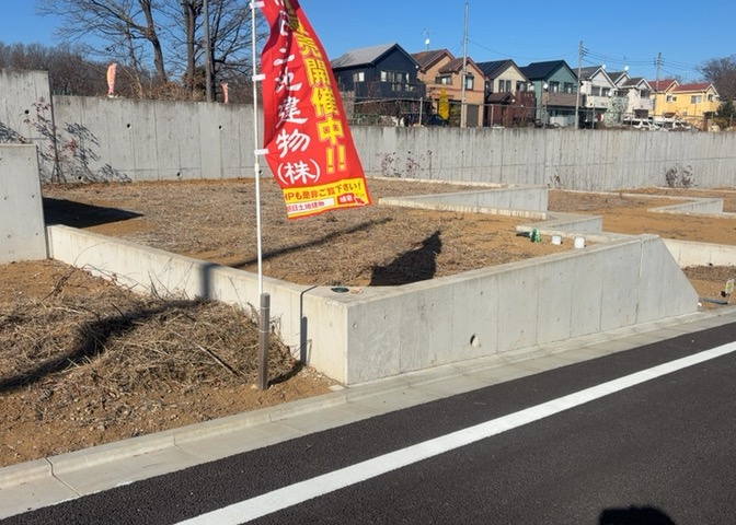 最寄り駅が近いなどの交通アクセスが良い土地だと暮らしやすいですよね。通勤・通学の観点から土地を選ぶことも大切です！自身や家族のライフワークからあったの物件を探しましょう！当社営業がお力になります！