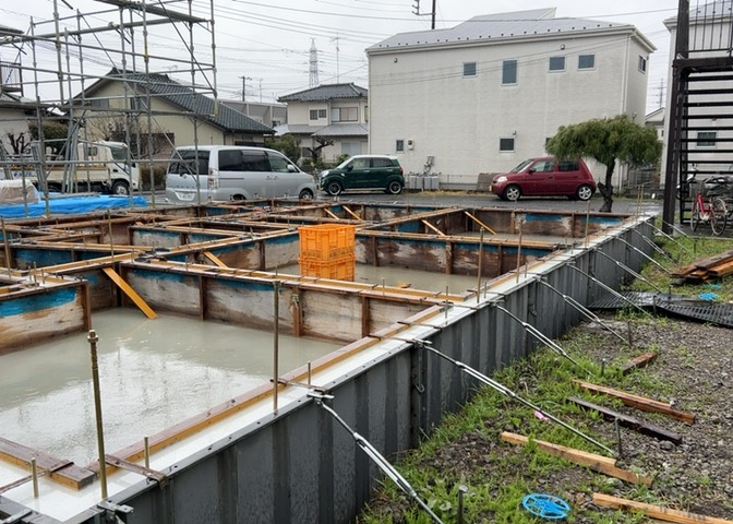 物件の詳細については、現地を見てわかること以外に、役所や法務局などで調べないとわからないことがあります。そのため、現地に行く場合は、もしこの物件を買ったらどのような生活ができるかをイメージしましょう。