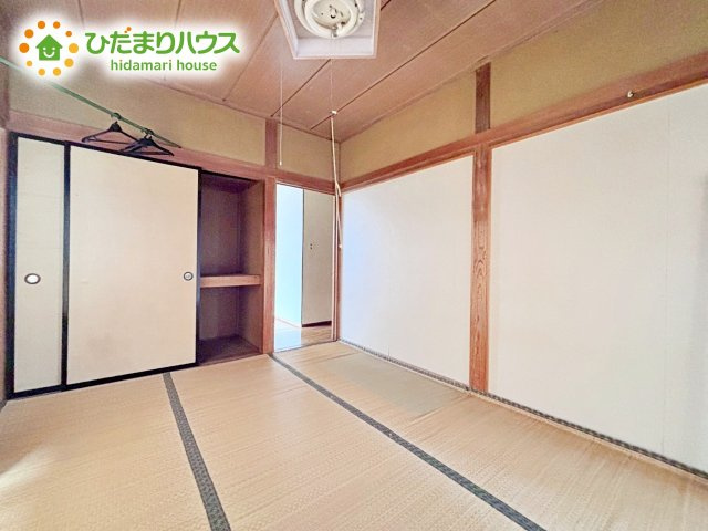 日本人の心を落ち着かせてくれる、爽やかな畳の香りが心地よい和室