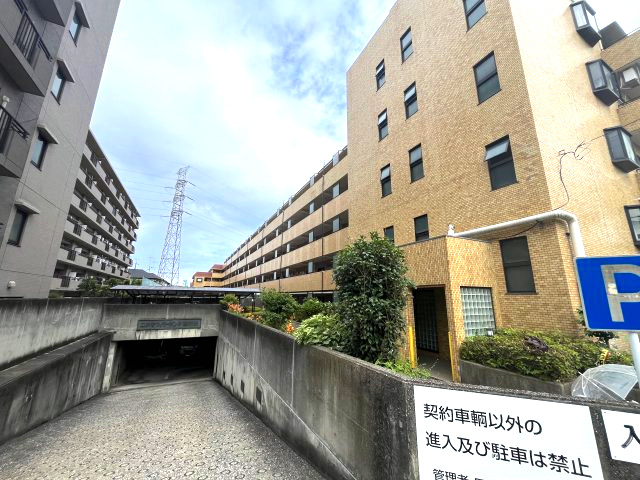 apartment 埼玉県所沢市松葉町21-14