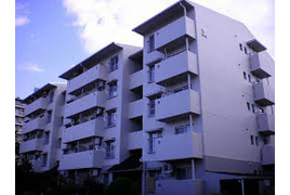 リバーサイドともぶちの外観