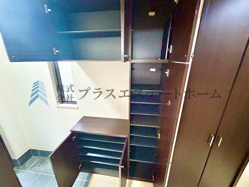 シューズボックス♪たっぷり収納出来ます♪