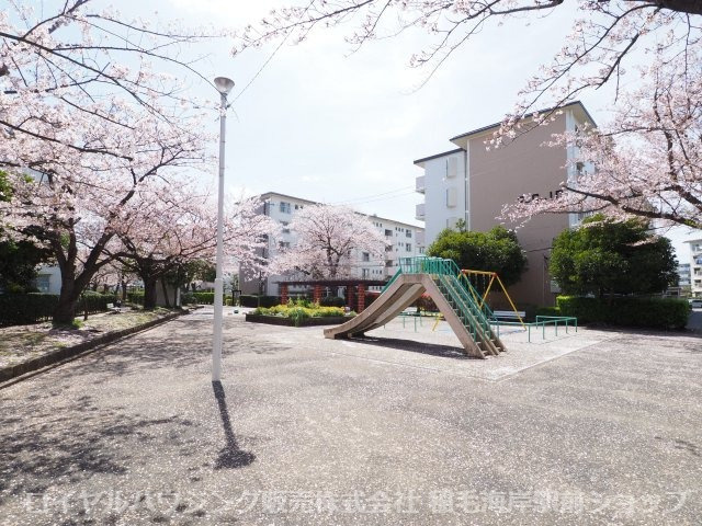 敷地内はお子様も安心して遊べます！