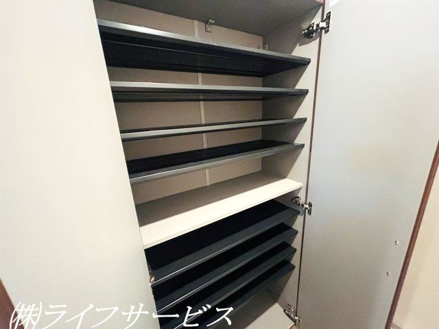 玄関/天井高のシューズボックス有