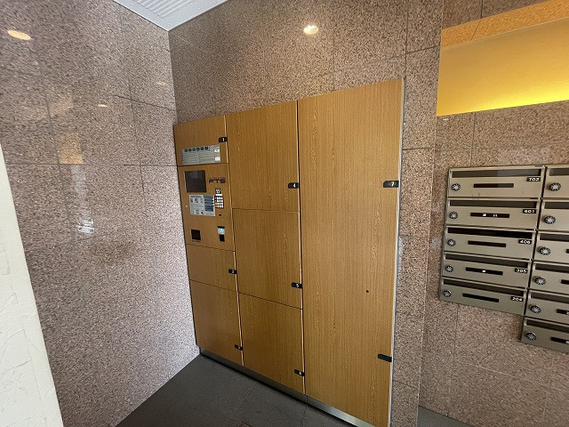 ～不在時の荷物受け取りに大変便利な宅配BOX～