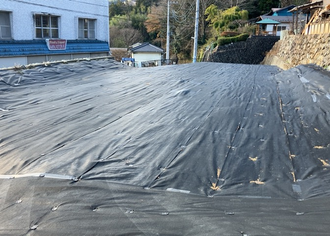 土地を買う際、住む地域の自治体や福祉の補助制度にも注目してみましょう。子供や老人の医療補助やゴミ出しのルールなど、自治体によってルールに大きな違いがあるため、暮らしやすい土地で判断するとよいでしょう。
