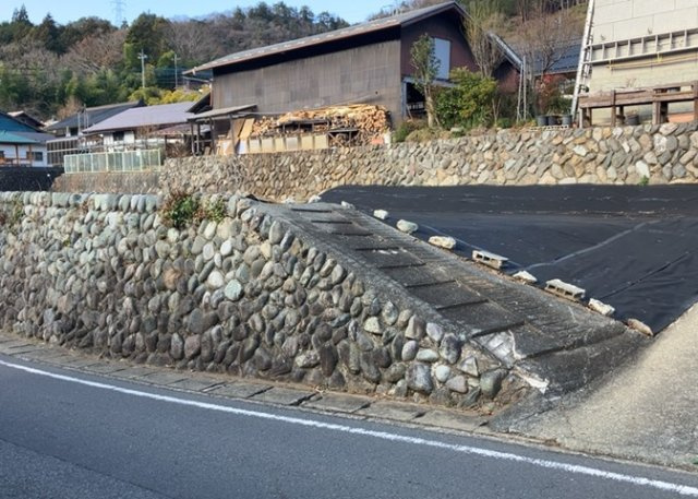 土地探しをしていると都市計画区域という言葉を目にすると思います。法律によって、都道府県知事や国土交通大臣が指定するエリアのことを指しており、都市計画区域は市街化区域と市街化調整区域に分けられています。