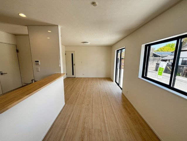 同仕様写真（内観）