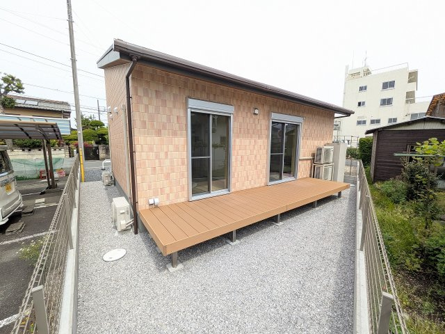 ～ガーデニングなども楽しめる庭付き～