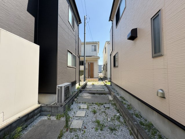 ■4LDK・全居室収納　■カースペース2台可能(車種による)　■全室南向き！　■ウォークインクローゼットあり！　■内牧小学校徒歩19分(1500ｍ)・春日部中学校徒歩19分(1500ｍ)