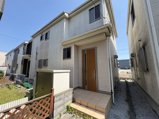 ■4LDK・全居室収納　■カースペース2台可能(車種による)　■全室南向き！　■ウォークインクローゼットあり！　■内牧小学校徒歩19分(1500ｍ)・春日部中学校徒歩19分(1500ｍ)