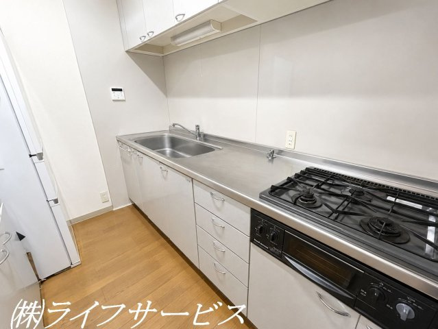 洋室6.1帖／クローゼット有（一部AIで家具消しをしています）