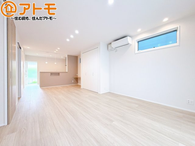 家族団らんのイメージは、リビングを思い浮かべませんか？リビングこそ広々としたお部屋が良いですね♪
