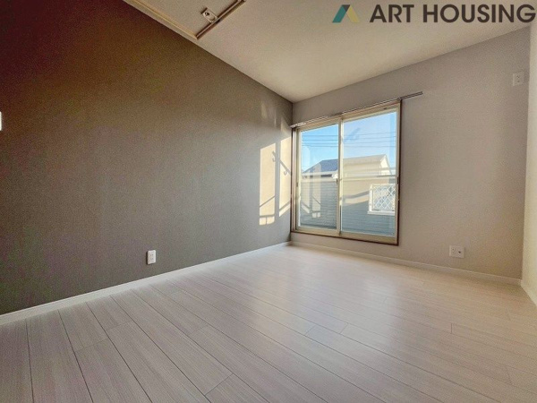 【磯部　中古戸建の洋室】