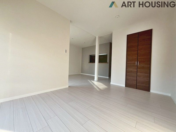 【磯部　中古戸建の居間】