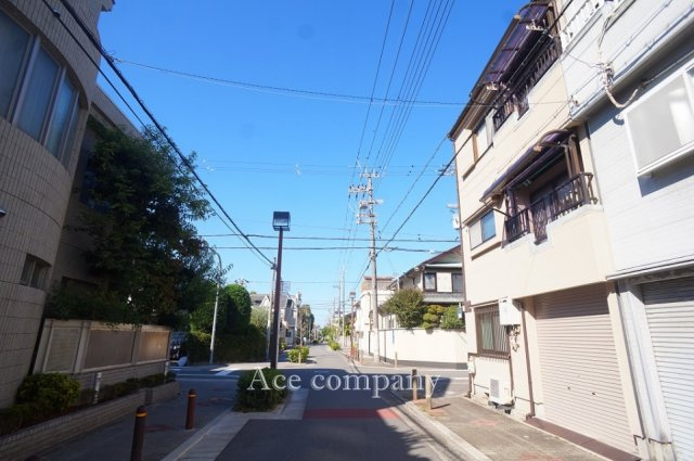 【西側前面道路：ゆったり幅員6ｍ☆】