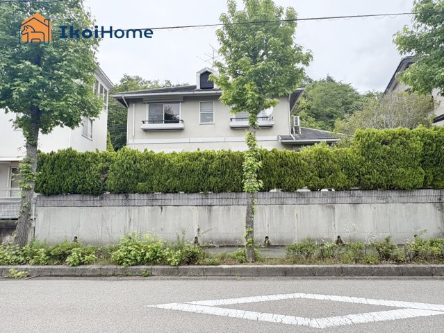 ●年中無休：当日予約可●季節の変化を感じながら子育てが出来る自然に囲まれた住宅地