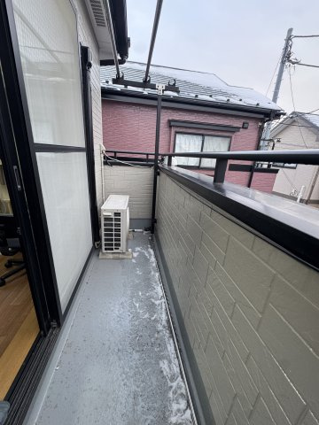 東側バルコニー