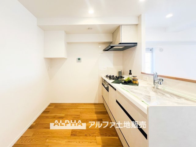 【Life　without　end】　◆心地よさを求めて◆終わりのない暮らしづくりはキッチンから始まる。食事は暮らしの中でとても重要。お洒落なキッチンを使用すれば空間の居心地良さが変わる。
