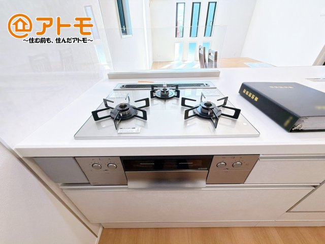 3口コンロは使い勝手がよくお料理も楽しくなりそうです♪