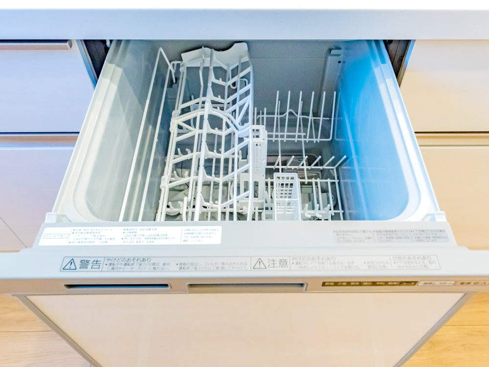 食器も調理器具もたっぷりセットできて食後の後片付けもラクラクです。