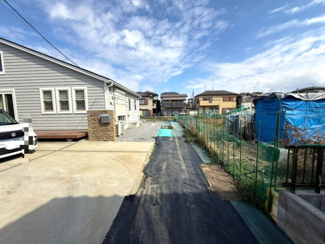 ■土地面積約126坪！　■お好きなハウスメーカーで建築可能！　■無料でプラン作成いたします！　■平方小学校徒歩7分(550ｍ)・平方中学校徒歩14分(1100ｍ)