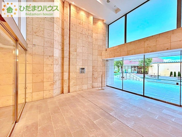 帰宅するたびに誇らしさを感じる、上質なエントランス。