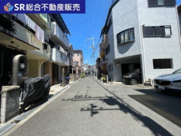 近鉄奈良線・近鉄けいはんな線　2沿線利用可★普通車も問題なく進入できます♪周辺は閑静な住宅街です。