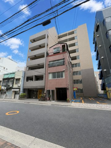 ◆管理体制良好なマンションです。清潔感のあるエントランスに開放感のある住環境。