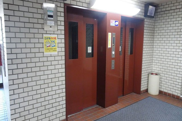 エレベーターホール