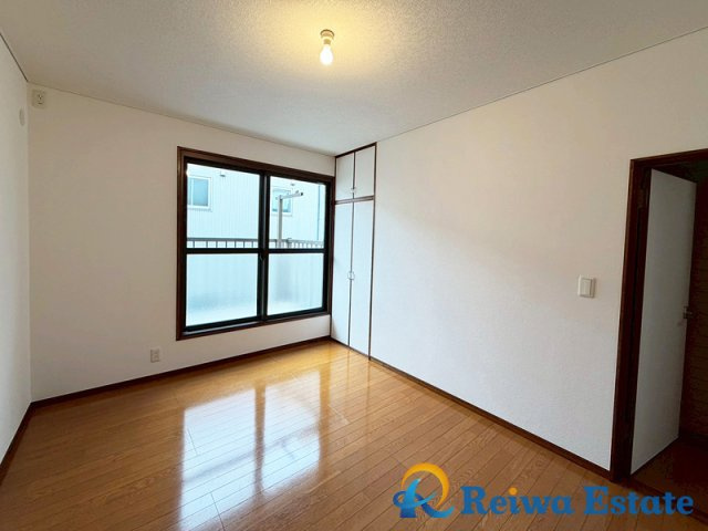 2階のお部屋は全居室6帖とゆとりのある広さ♪