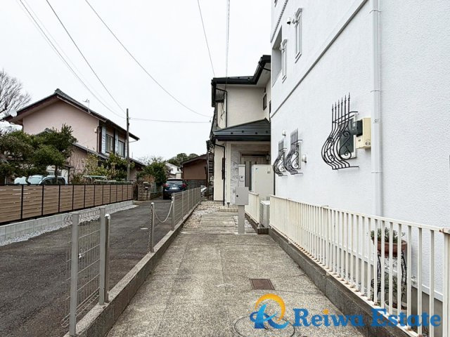 お車を所有される方に嬉しいカースペース。