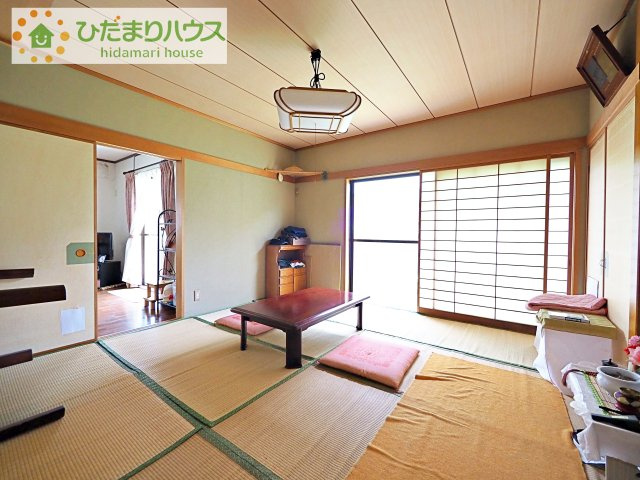 和の風情を演出する内障子付！