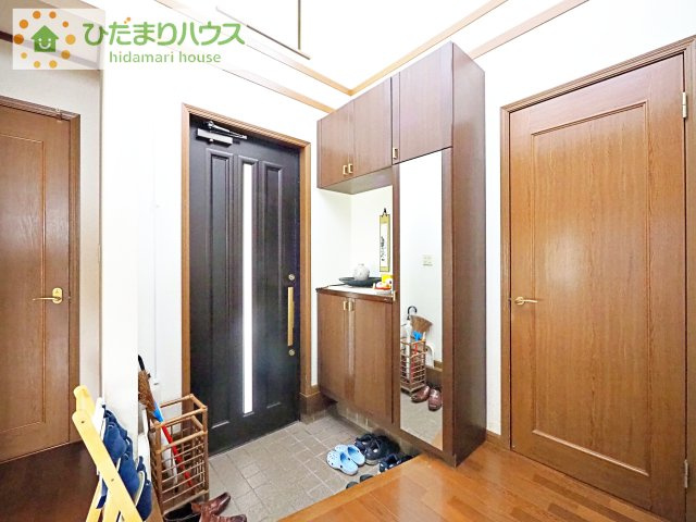 使い勝手の良い大きなシューズボックス☆乱雑になりがちな玄関をスッキリ見せてくれます！