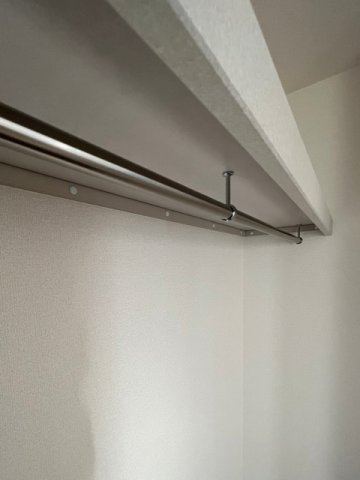 クローゼットハンガーパイプ（写真は同仕様写真）