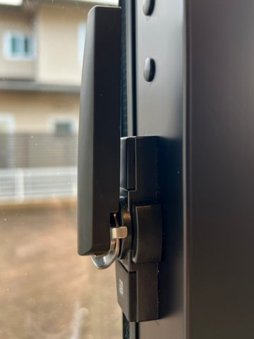 クレセント錠（写真は同仕様写真）