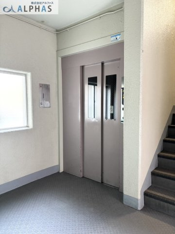エレベーター完備のマンション♪