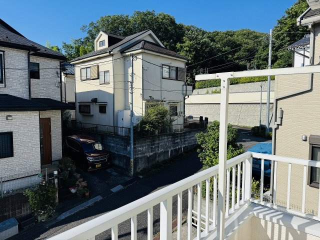～南向きで陽当たりの良いバルコニー～