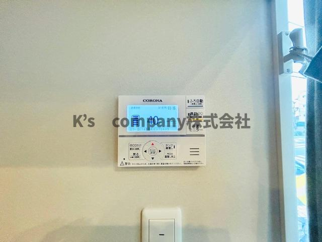 ボタン一つでお風呂が沸かせる追い炊き機能付き◇