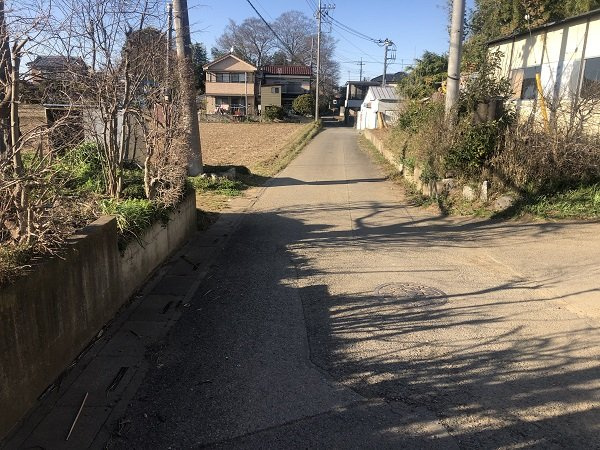 前面道路（4ｍ公道）