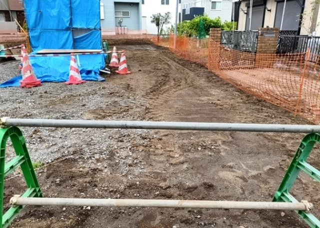 物件の詳細については、現地を見てわかること以外に、役所や法務局などで調べないとわからないことがあります。そのため、現地に行く場合は、もしこの物件を買ったらどのような生活ができるかをイメージしましょう。