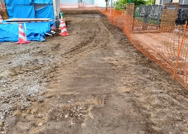 隣家の土地はどうなっているのか、生活利便施設が近くにあるのか、学校まで近いかなど、お客様のライフスタイルにあわせたイメージが重要です。また、近くにあると困る施設が近くにないかも確認するといいでしょう。