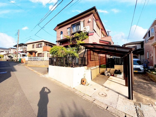 ◆一戸建てを中心とした街並みが整然と続き、周辺は高い建物が建っていないので、緑の多い閑静な趣を感じる環境です。街並みや周辺環境も重要なポイントです！！