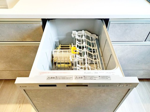 家事の時短に欠かせない食洗器を完備しています。
