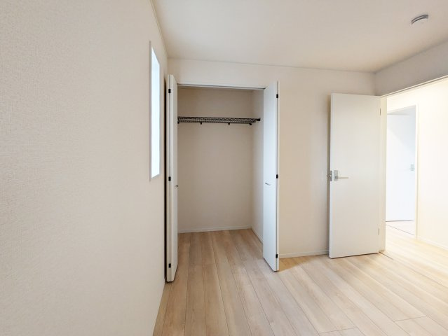 個人の部屋や寝室として使える洋室です