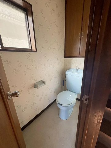 シンプルで使いやすいトイレです