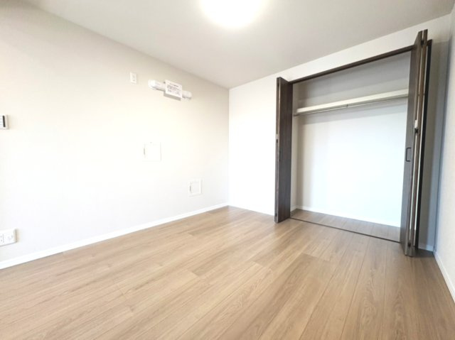 洋室（5.4帖）です。