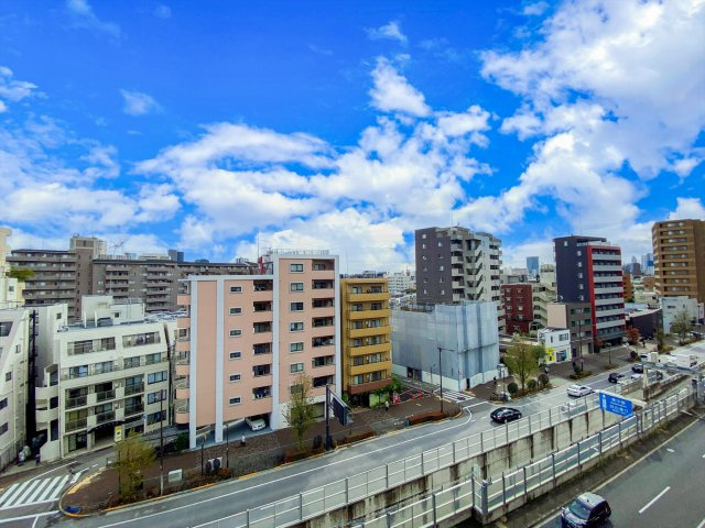 7階の南側・東側の採光ということもあり、眺望良好！遠くまで見渡すことができます！