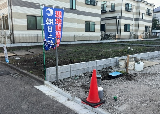 家を建てる前提で土地を探している場合、地盤の丈夫さは譲れない条件の一つです。地盤が脆弱だと追加工事が必要となります。また、過去に地盤沈下や液状化現象を起こした土地は、できるだけ避けた方がいいでしょう。