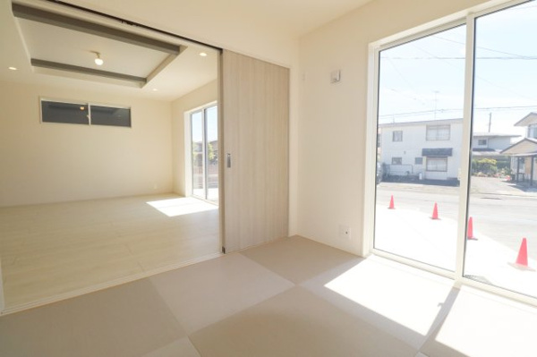 【郡山市小原田２丁目　　　1号棟　　　小原田小学校、小原田中学区の和室】